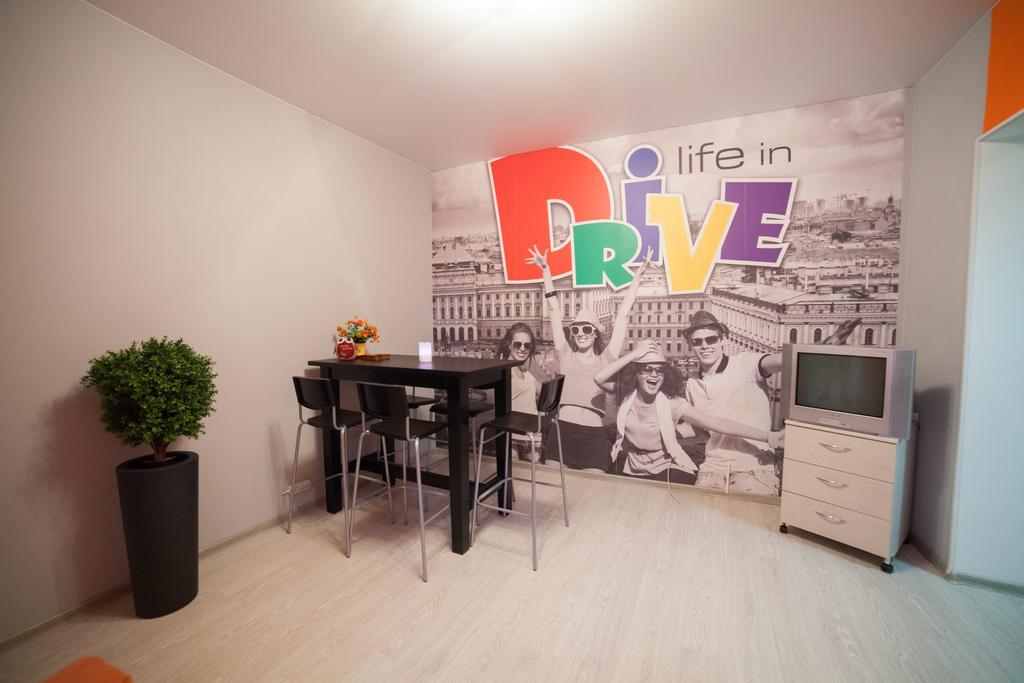 Drive Hostel Saint Petersburg Exterior photo